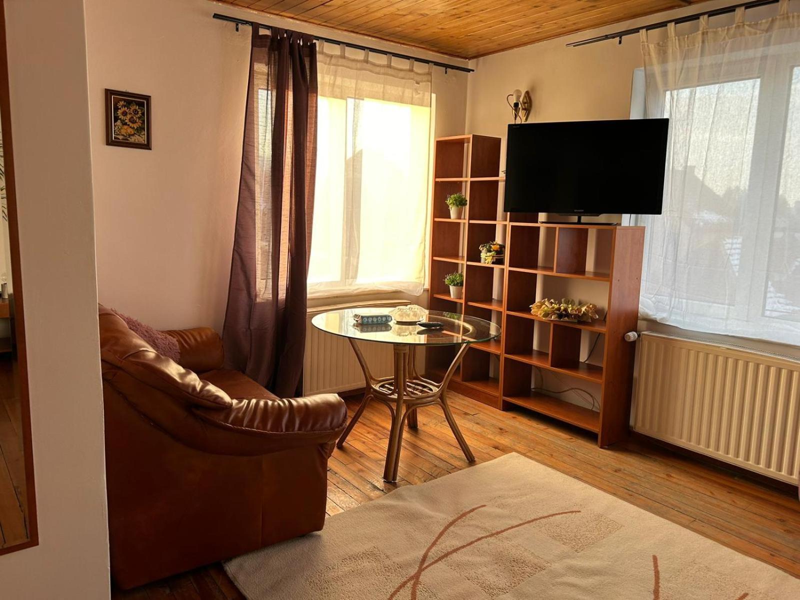 Ambra Room'S Brasov Bagian luar foto