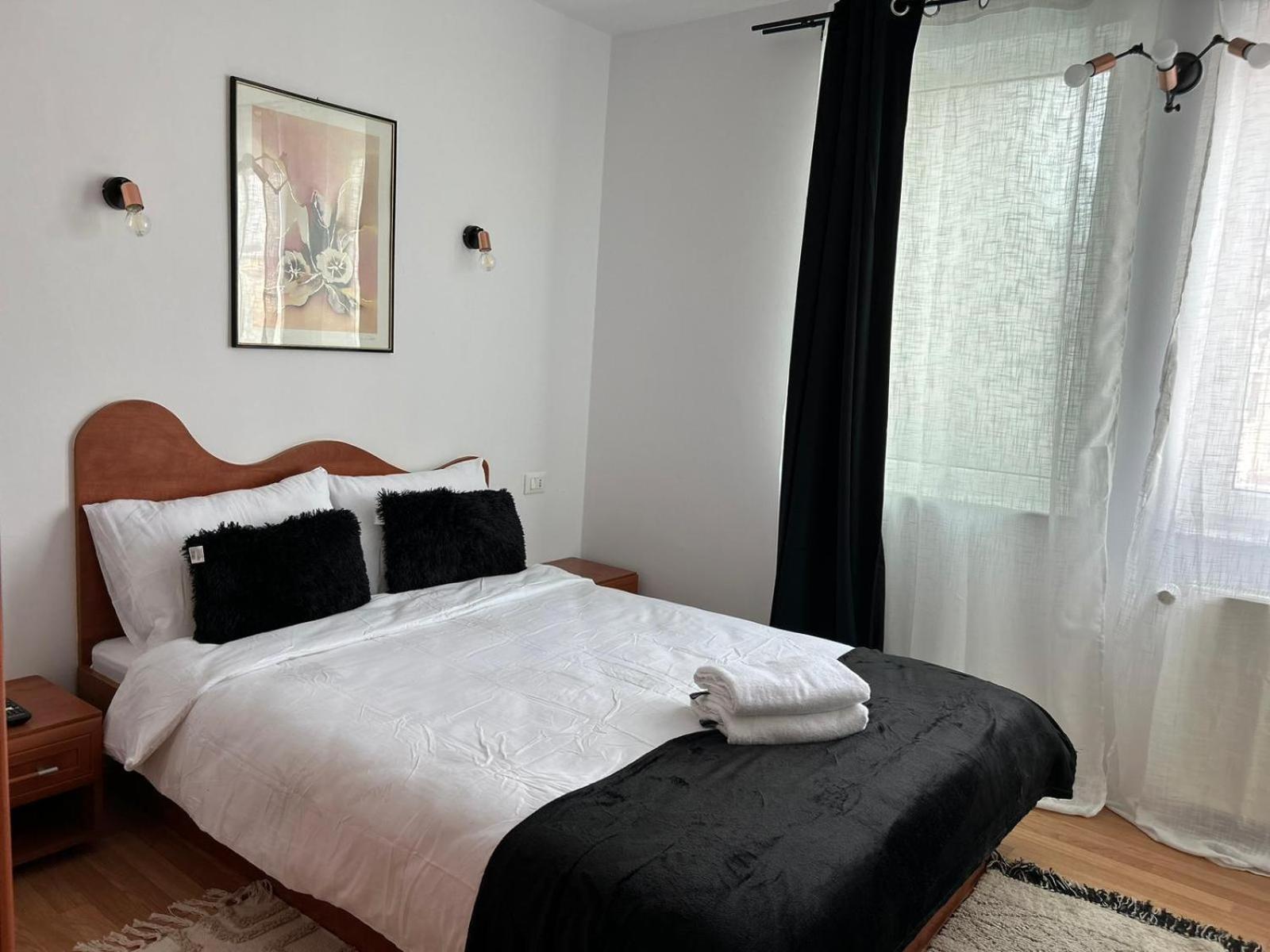 Ambra Room'S Brasov Bagian luar foto