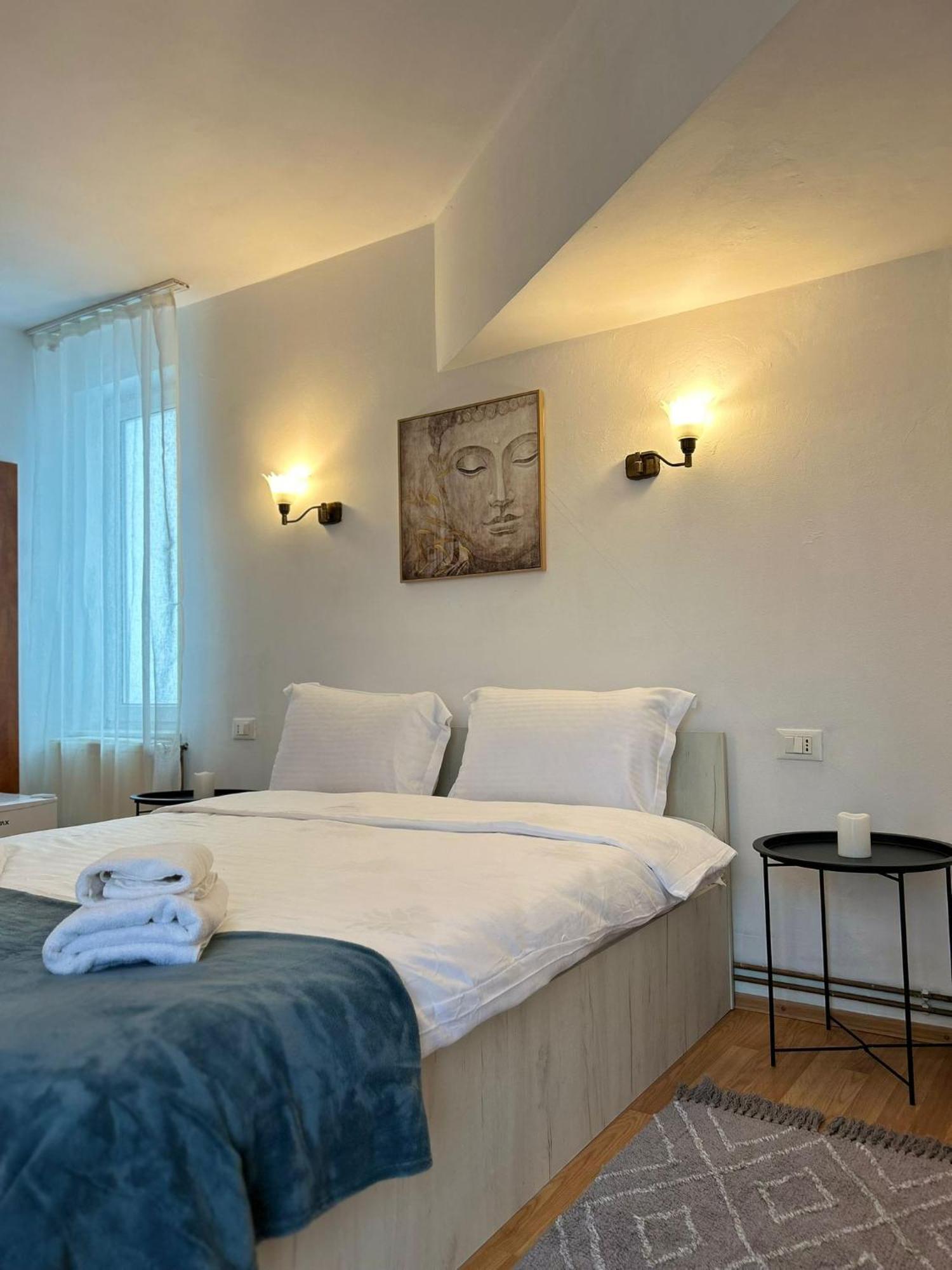 Ambra Room'S Brasov Bagian luar foto
